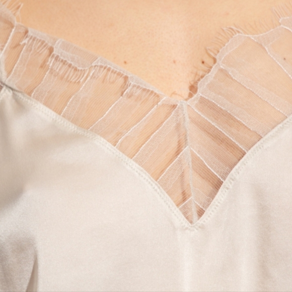 NEW Storia Womens Small Beige Keep it Simple Lace Camisole Tank Top Racerback - Picture 15 of 15